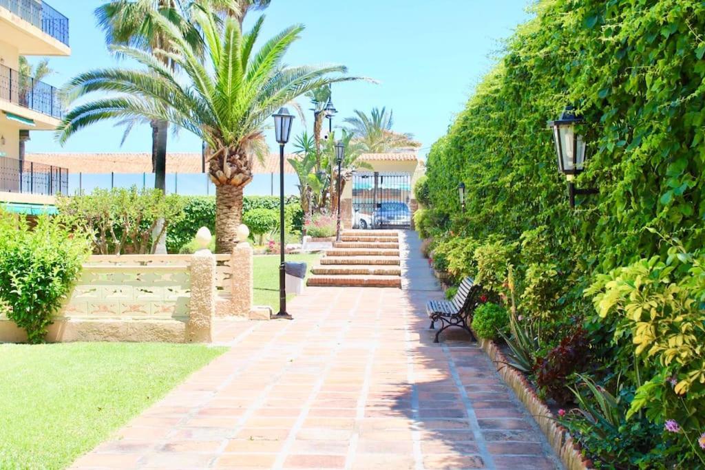 Bakari Koko Apartamento Torremolinos Exterior foto